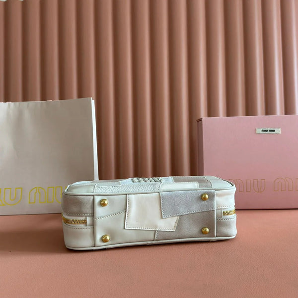 BORSA BEAU CON MANICO 28 IN PELLE BIANCO GESSO PATCHWORK