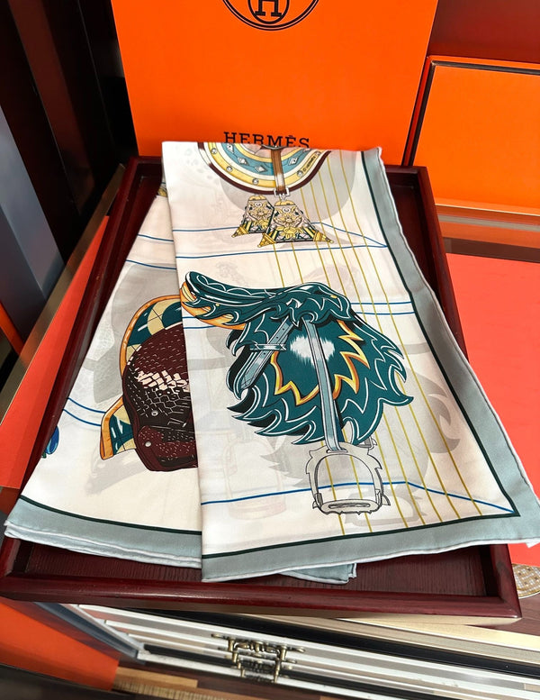 HERMES 25S SCARF 90 IN SILK 001