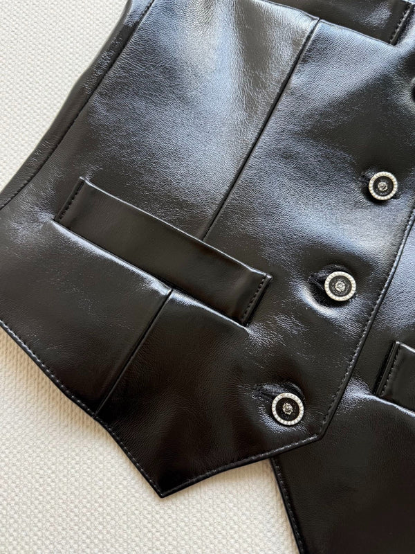 GILET EN CUIR CHANEL STYLE 18