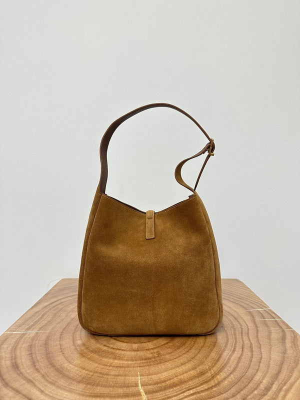 LE 5 À 7 SOUPLE PETIT 22 EN DAIM MARRON CARAMEL