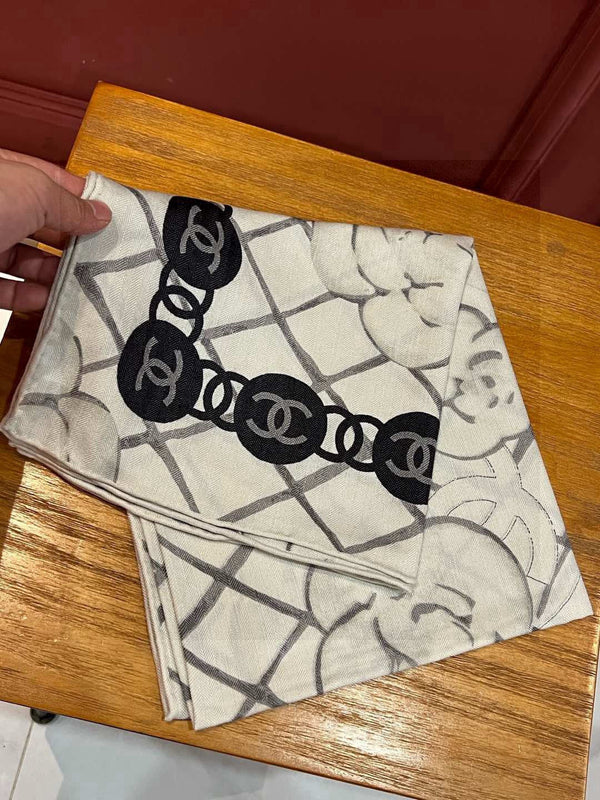 CHANEL 25S SCARF 110 IN CASHMERE SILK 730602