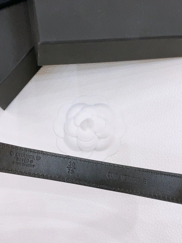 DOUBLE C BELT 20MM IN BLACK CALFSKIN WITH QUILTED STITCHING AND SPIRAL SILVER BUCKLE