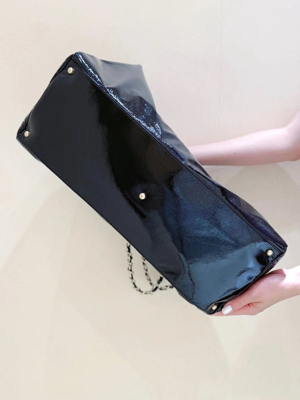 CC 2026 CC Chain Hobo Bag 47cm Black Patent Leather 353039