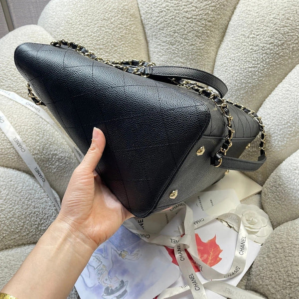 CC 2026 Shopping Bag 39cm Grained Calfskin Leather