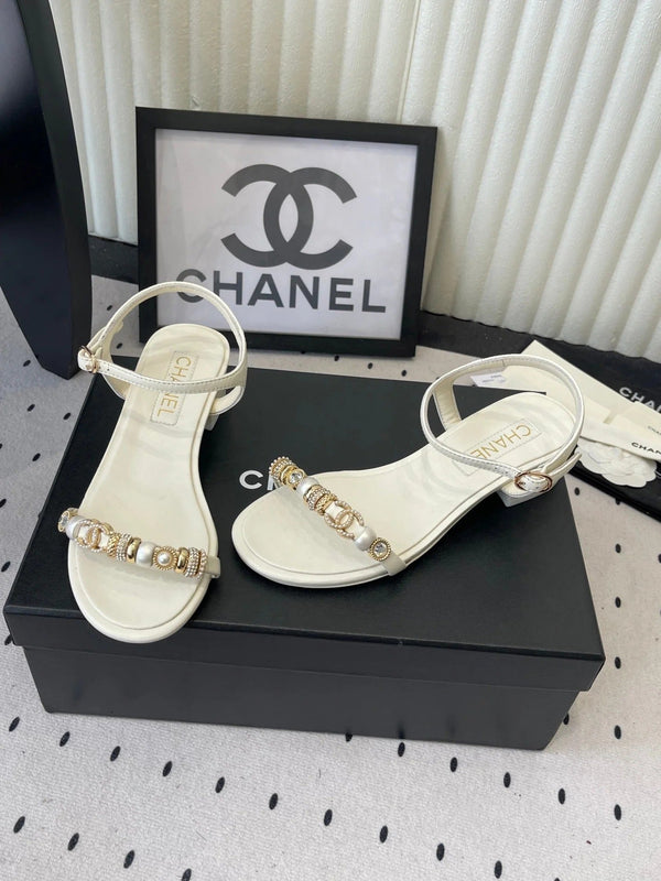 CC 26s Sandales 35 Mouton blanc Perles 650098