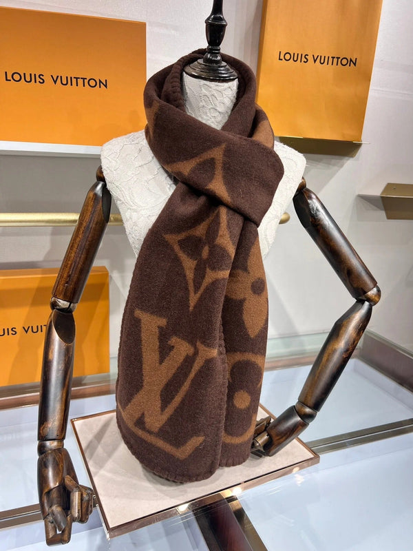 LV SCARF 240 CM IN CASHMERE 737199