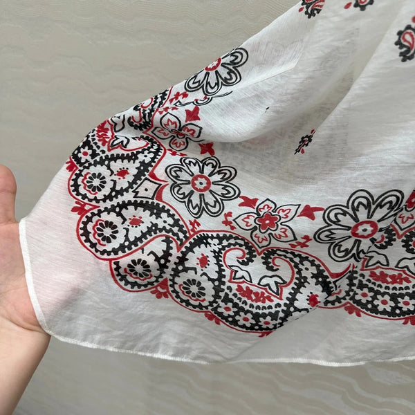 MIUMIU TOP PICCOLO CON SCOLLO A V 261446