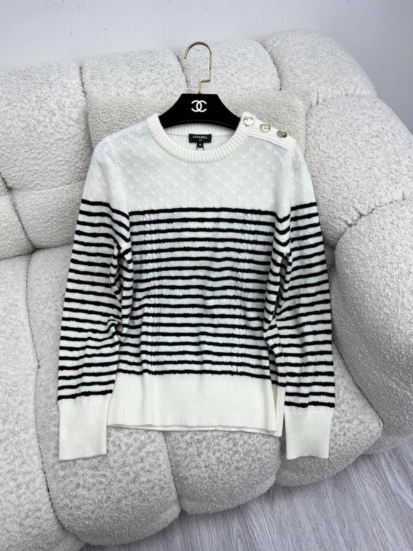 CHANEL PULL 25S STYLE 166