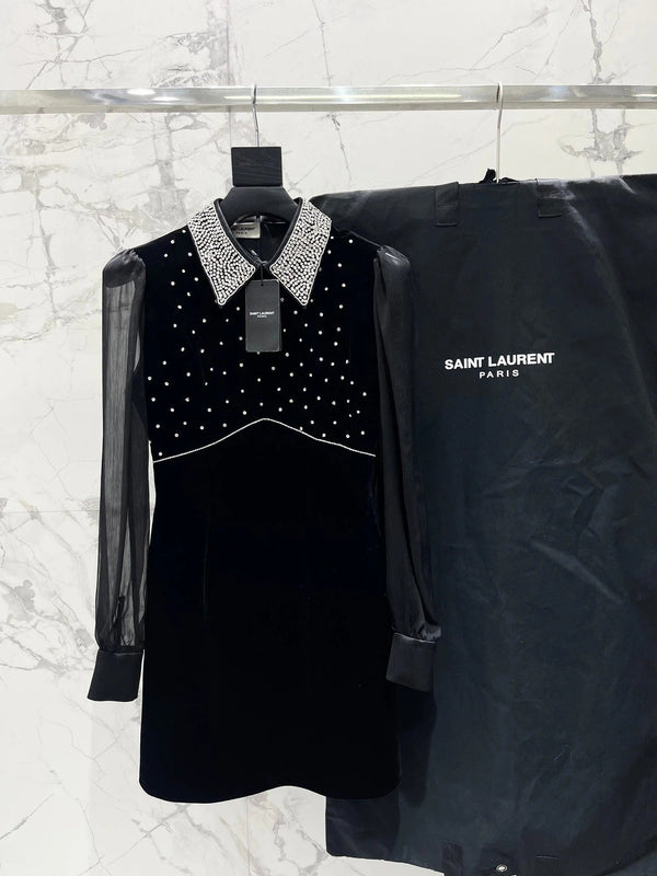 ROBE YSL 25S AVEC DÉTAILS PERLÉS STYLE 61