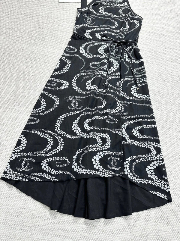 ROBE À BRETELLES CHANEL STYLE 1