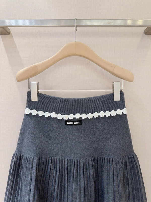 MIUMIU KNIT PLEATED SKIRT STYLE 803