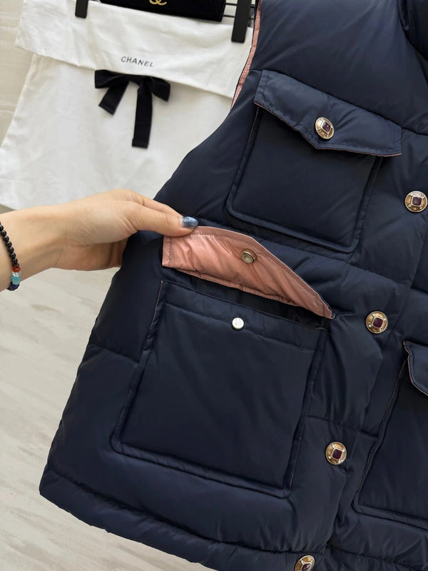 CHANEL VESTE SANS MANCHES 25S 482