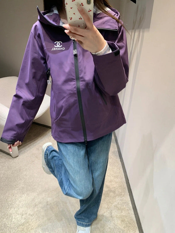 CHANEL 25S VESTE DE SPORT À CAPUCHE 446