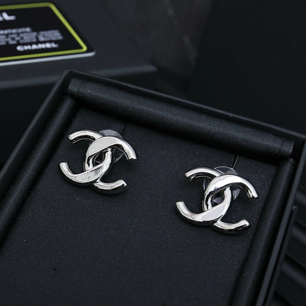 CC 25S DOUBLE C IN METAL EARRINGS
