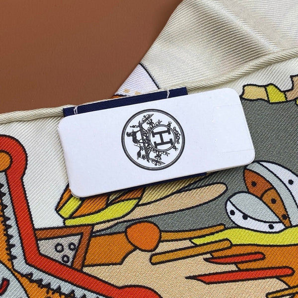 HERMES 25S SCARF 90 IN SILK 703711