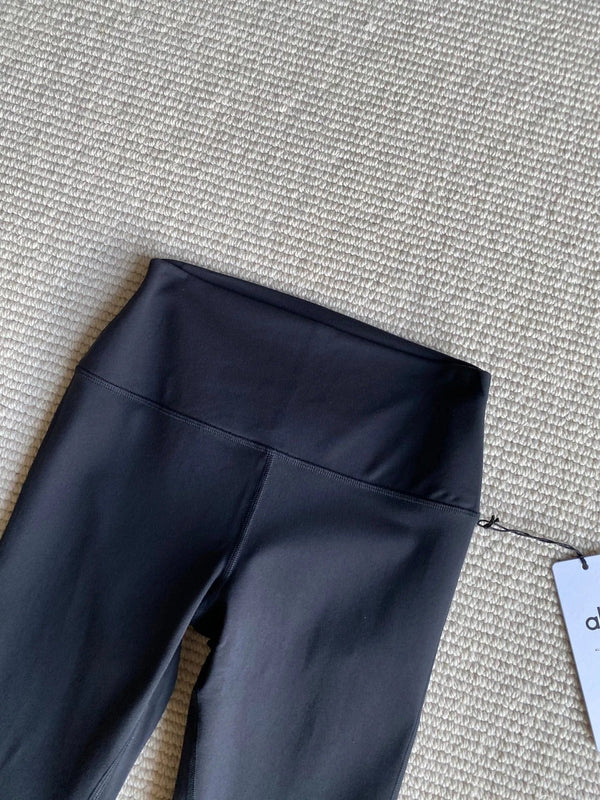 ALO FLARED PANTS STYLE 143