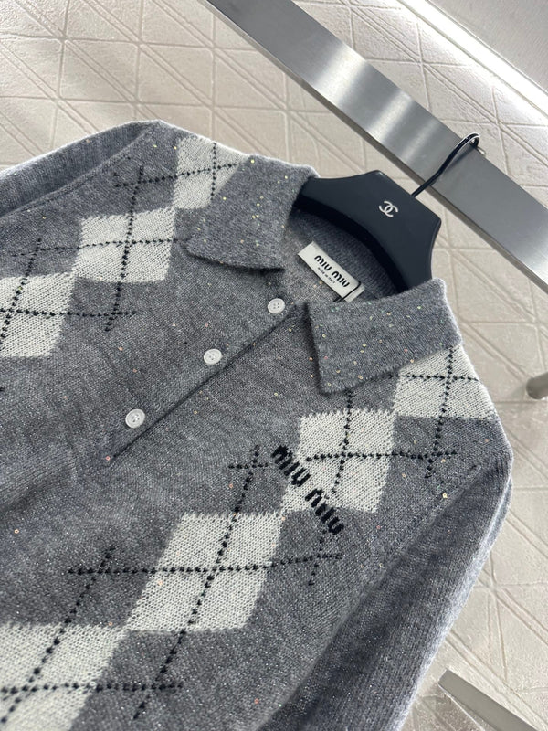 MIUMIU SHORT-SLEEVE KNIT TOP STYLE 23