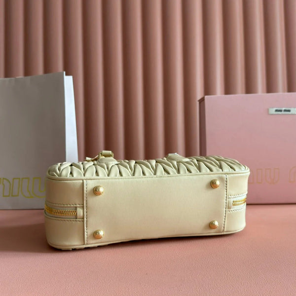 ARCADIE MATELASSÉ BAG 27 BEIGE IN CALFSKIN GOLD HARDWARE