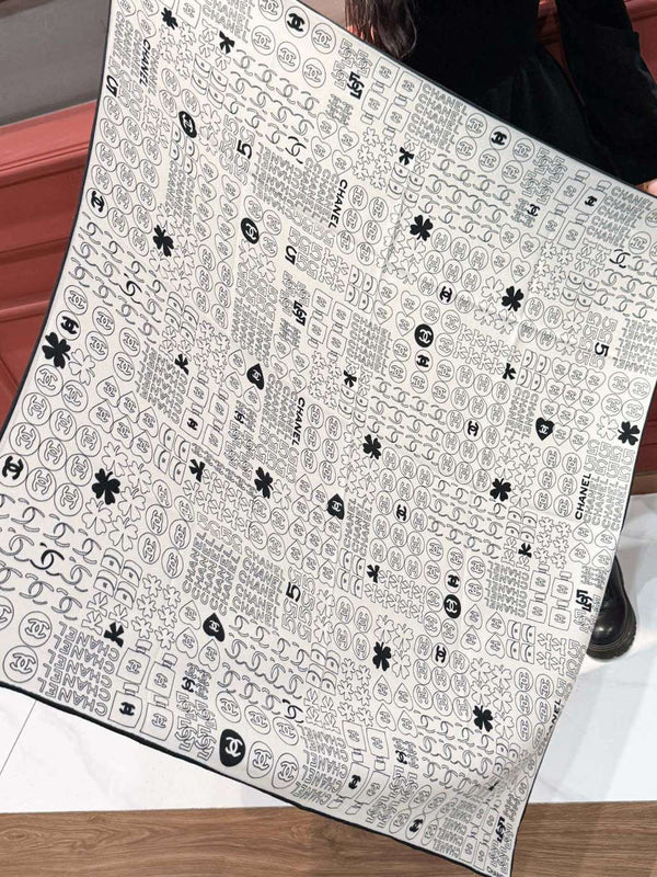 CHANEL 25S SCARF 110 IN CASHMERE SILK 738478