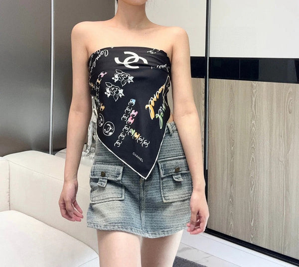 CHANEL 25S SCARF 90 IN SILK 735829