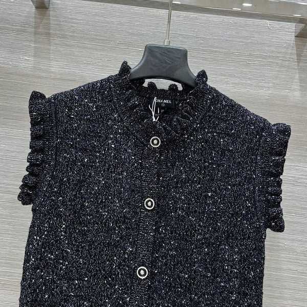 HAUT SANS MANCHES CHANEL STYLE 74