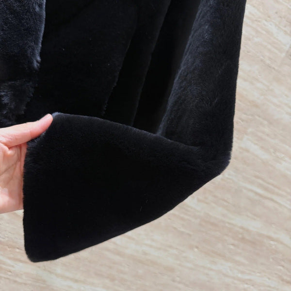 HERMES 25S SHEARLING COAT WITH LARGE LAPELS 213