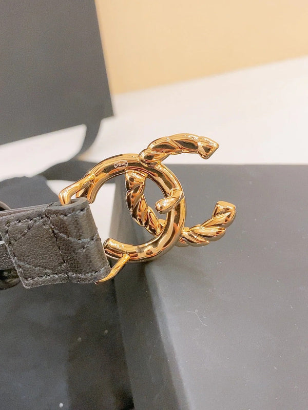 DOUBLE C BELT 20MM IN BLACK CALFSKIN WITH QUILTED STITCHING AND SPIRAL SILVER BUCKLE