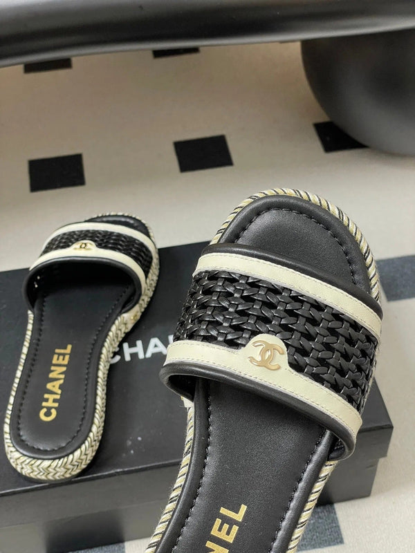 CC 26s Chaussons compensés Cuir de vachette noir 649461