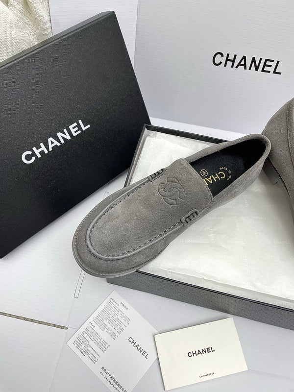 CC 26s Mocassins Double C Daim Gris 645305