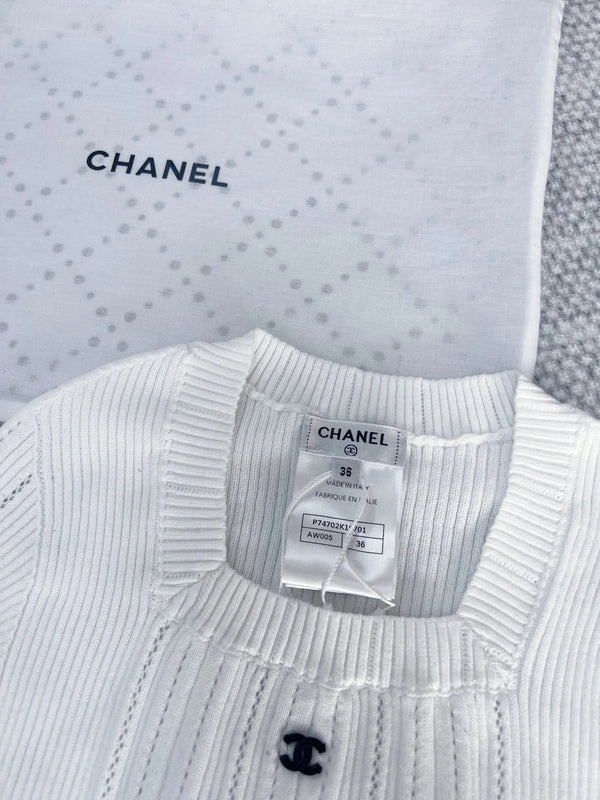 HAUT EN MAILLE CHANEL STYLE 23