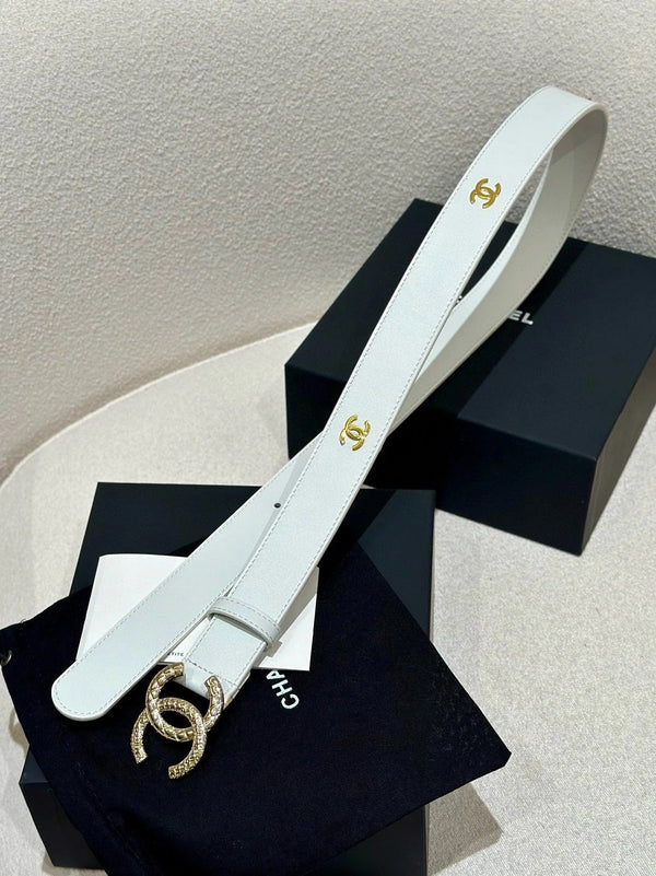 DOUBLE C BELT 30MM IN WHITE CALFSKIN GOLD BUCKLE WITH EMBOSSED CHECK PATTERN