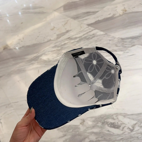 CASQUETTE DE BASEBALL EN DENTELLE FLEURIE 672632