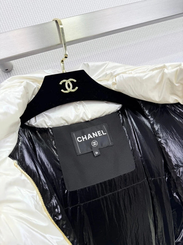 CHANEL VESTE DE SKI 25S 437