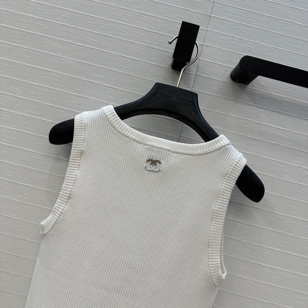 HAUT SANS MANCHES CHANEL STYLE 62