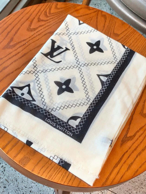 LV SCARF 200 CM IN CASHMERE 738535