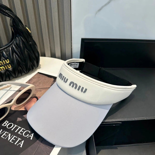 CAPPELLINO CON VISIERA MM SPORT IN TESSUTO BIANCO E GRIGIO FRESCO