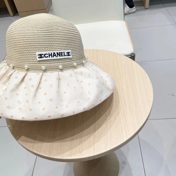 WIDE BRIM HAT IN IVORY STRAW 673033