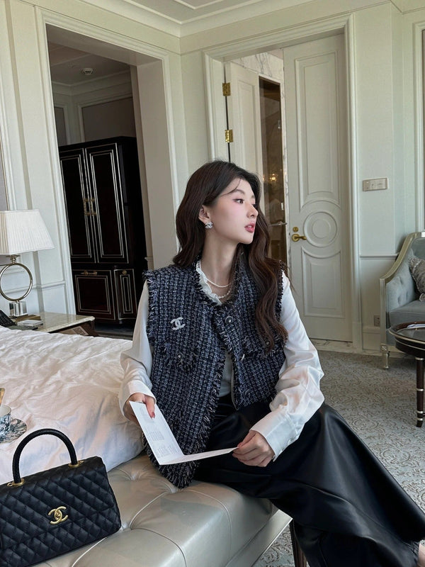 CHANEL 25S GILET EN TWEED À COL ROND STYLE 151