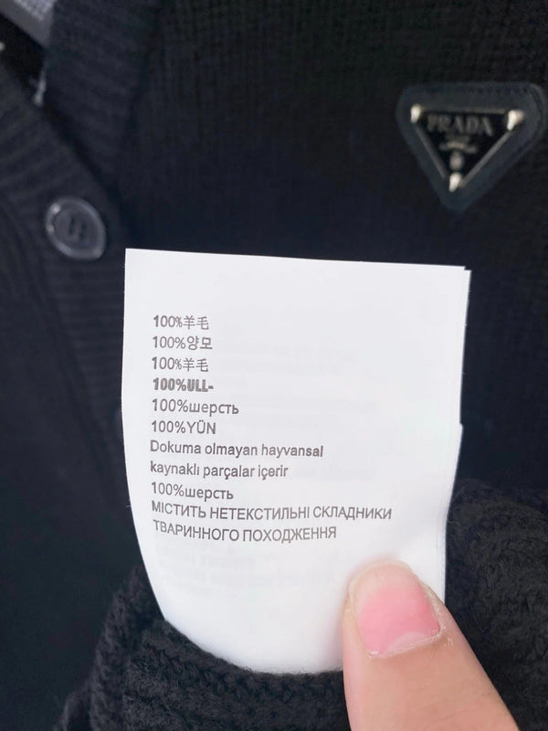 PRADA CARDIGAN 25S 397
