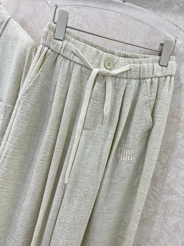 ENSEMBLE CHEMISE ET PANTALON LARGE CHANEL STYLE 33