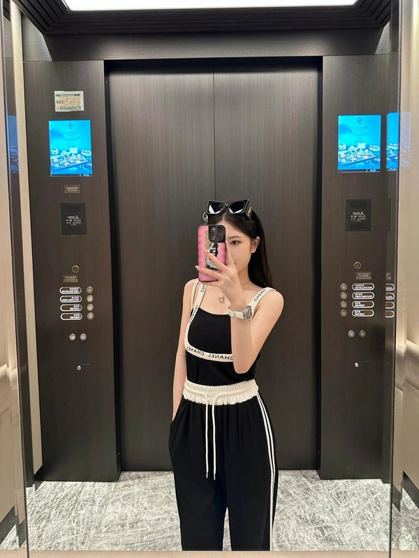 CHANEL 25S DÉBARDEUR STYLE 189