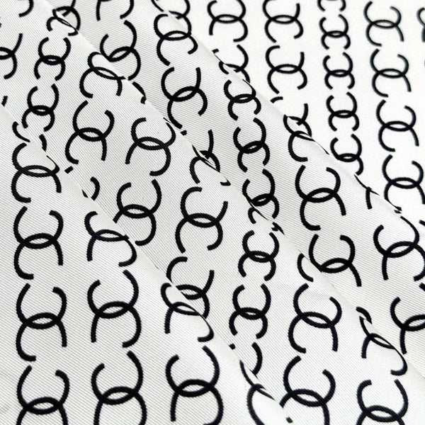 CHANEL 25S SCARF 90 IN SILK 732138