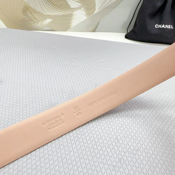 CC 30MM BELT IN ALMOND BEIGE SHINNY CALFSKIN WHITE LOGO