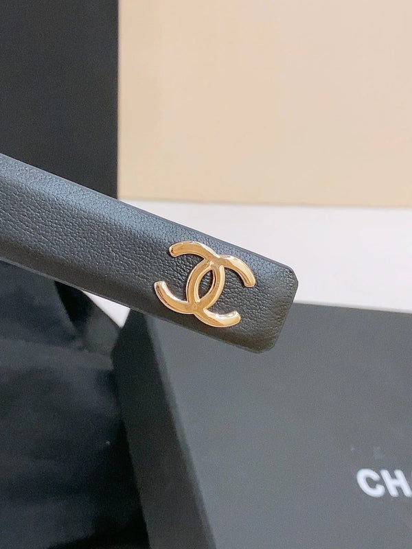 DOUBLE C BELT 20MM IN BLACK CALFSKIN WITH GOLD-TONE CHAIN INTERWOVEN BUCKLE