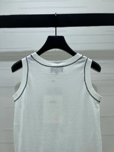 Chanel 2026 Wavy-edged Round Neck Knit Vest Tencel Viscose 356473
