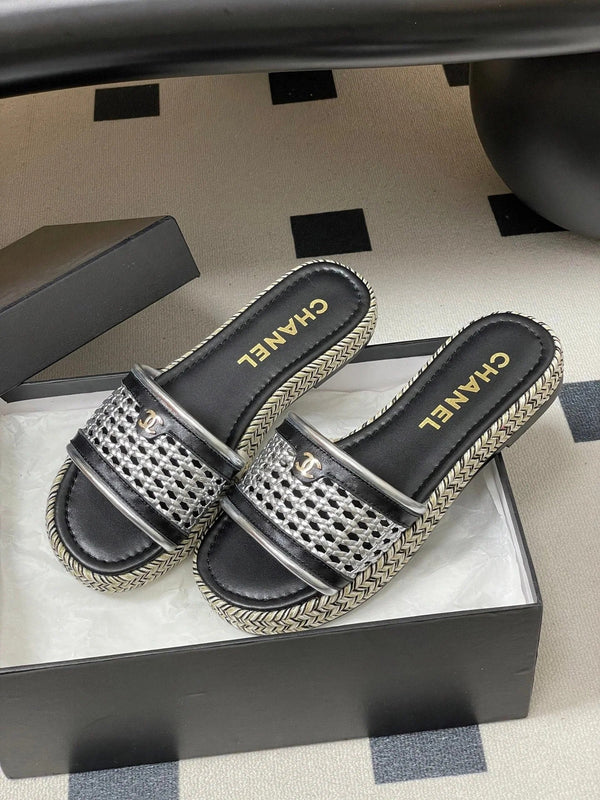 Chaussons à plateforme CC 26s en cuir de vachette noir argenté 649460