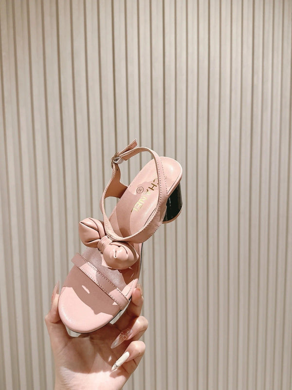 Sandales à nœud CC 26s 55 cuir de vachette rose 658466