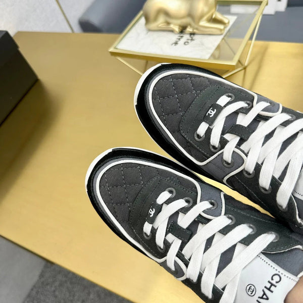 CC 2026 Casual Sneakers Black Gray Monogram Suede 668046