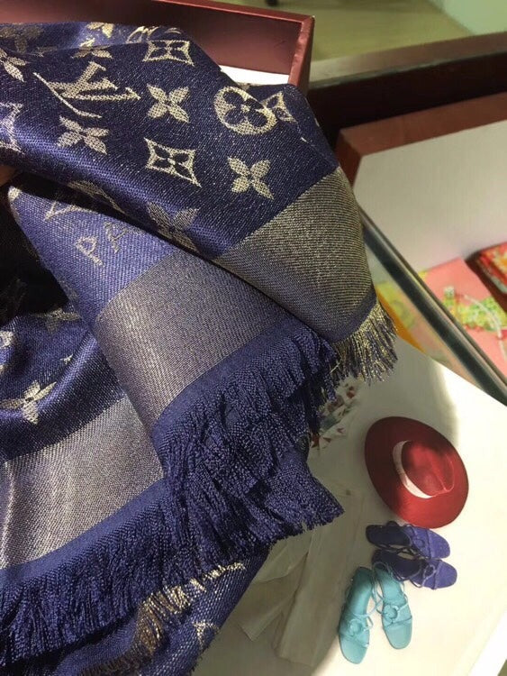 LV SCARF 140 CM IN WOOL MIX SILK 693008