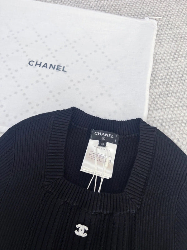 HAUT EN MAILLE CHANEL STYLE 22